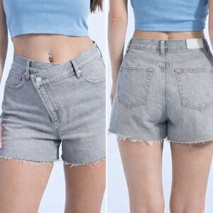 Pacsun Womens Gray Denim Vintage Cut Off Shorts Size 29 Asymmetrical Waist